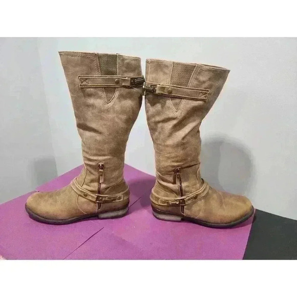 Chelsea Moreland Shoes - Women's Chelsea Moreland Brown High Riding Boots Size 8.5 M